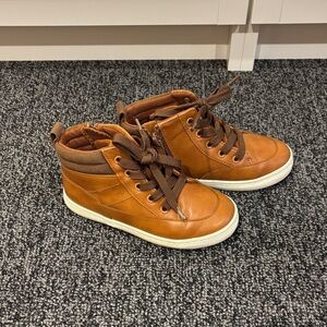 Like New High-Top Kids Boots